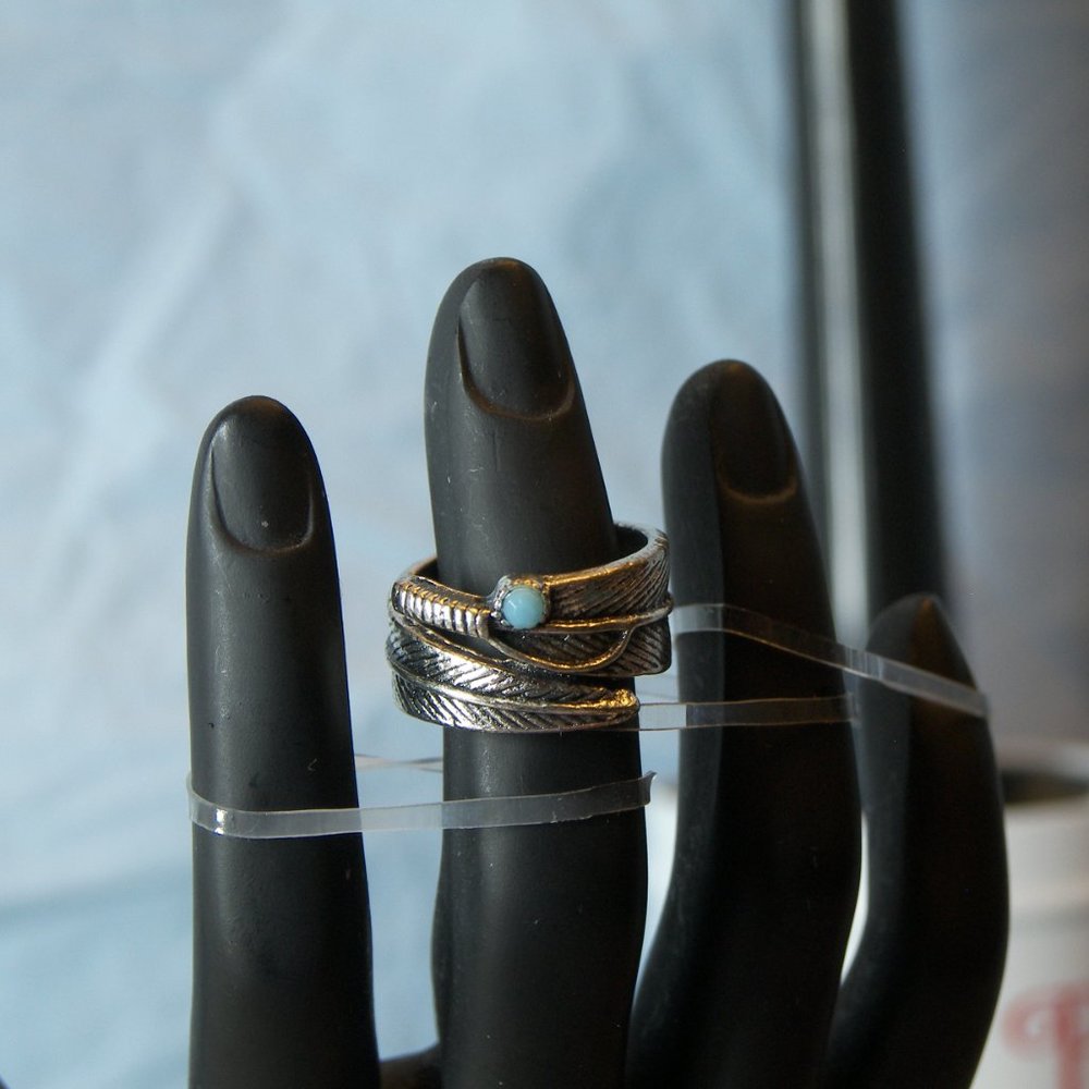 Adjustable Feather Ring - image 5
